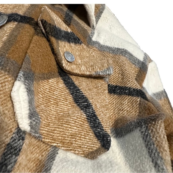 Amazon Uaneo Plaid Button Down Shacket in Khaki - Picture 3 of 16